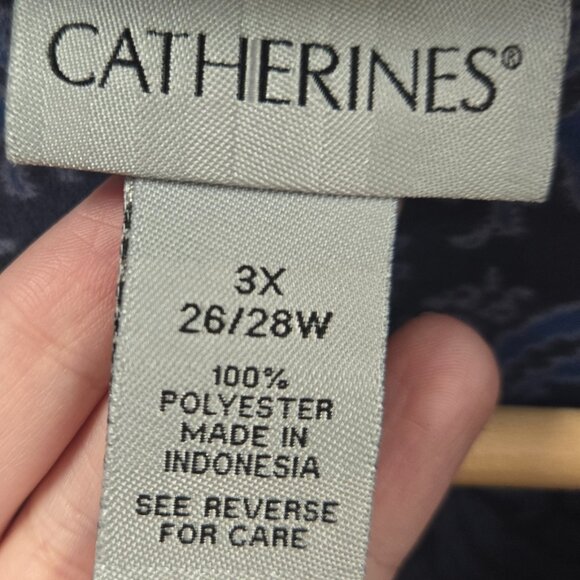 Catherine's Blue Paisley Long Sleeved Button Down Shirt Size 3x 26/28W - Picture 8 of 9